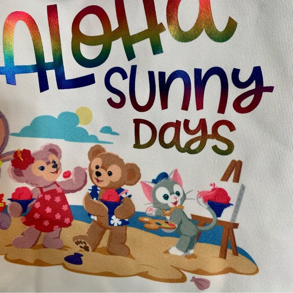 NWT. Disney Aloha Sunny Day Duffy & Friends bag, sea foam green accents … - Picture 5 of 11